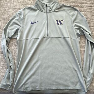 Size Large university of Washington Nike Dri fit 3/4 zip